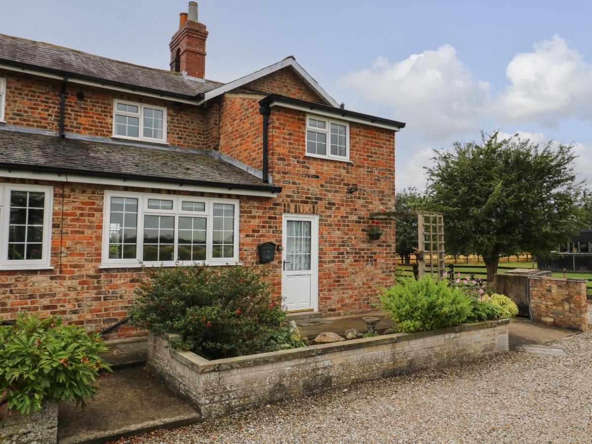 2 Crosslands York Exterior foto