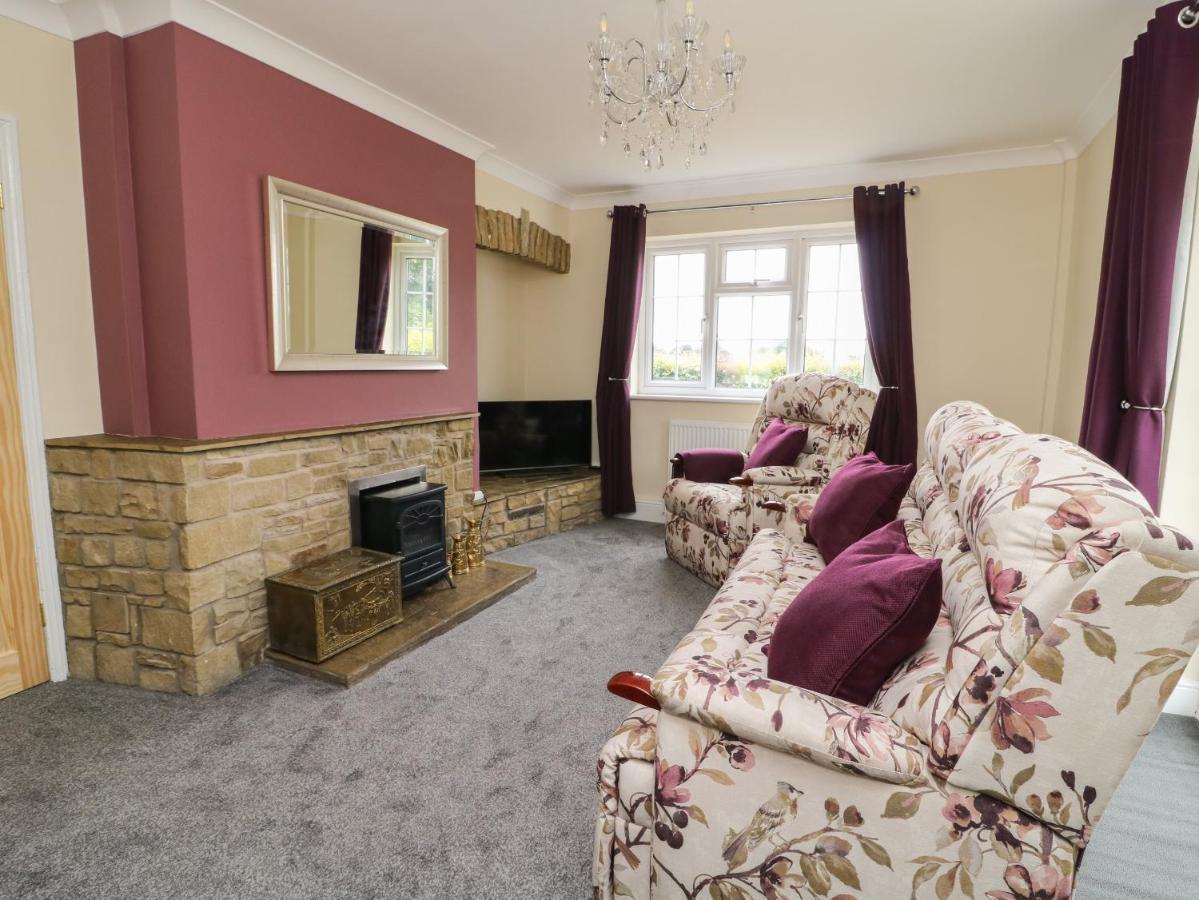 2 Crosslands York Exterior foto